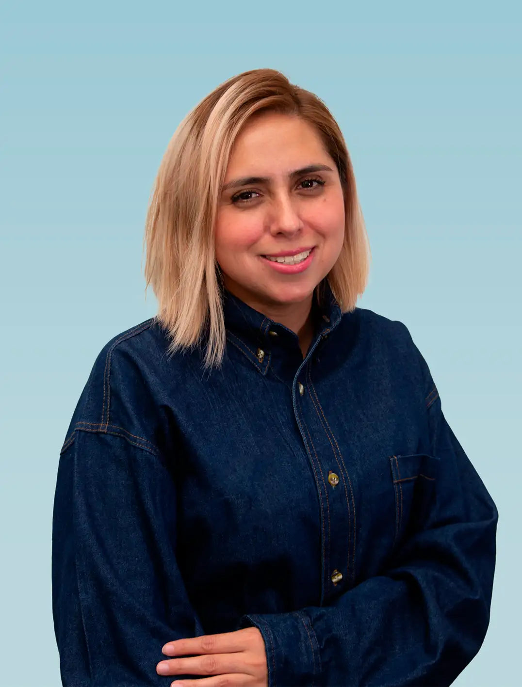 Jaqueline, psicóloga laboral de HBH Suplementos en retrato profesional
